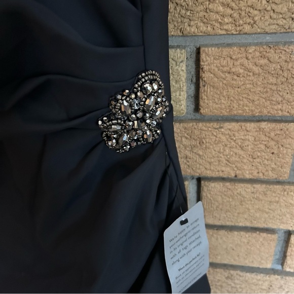 NWOT Alex Evenings Women's Slimming Short Ruched Dress with Ruffle Size 12 - Picture 4 of 9